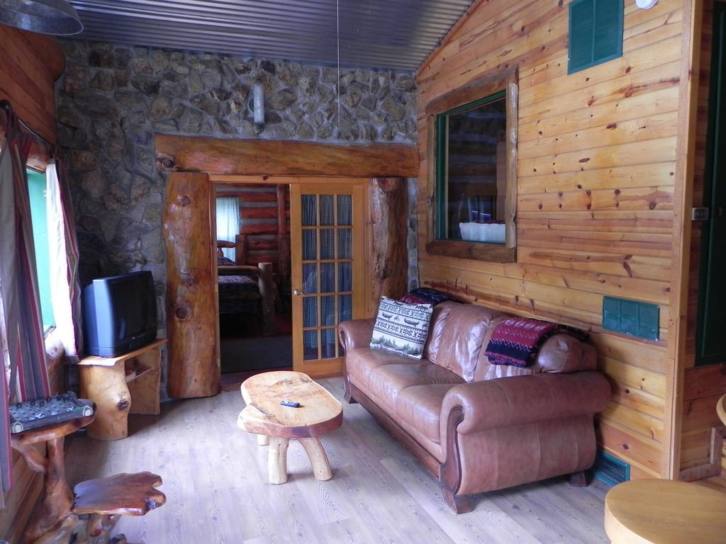 Apache Village Cabins Руідозо Номер фото