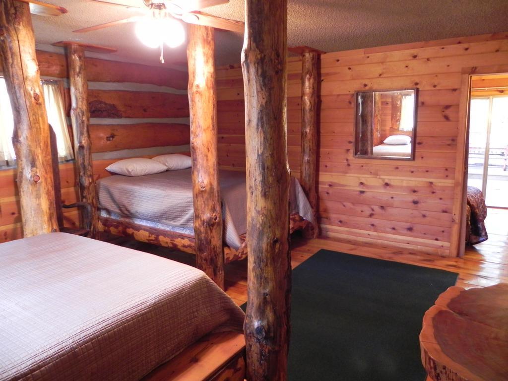 Apache Village Cabins Руідозо Номер фото