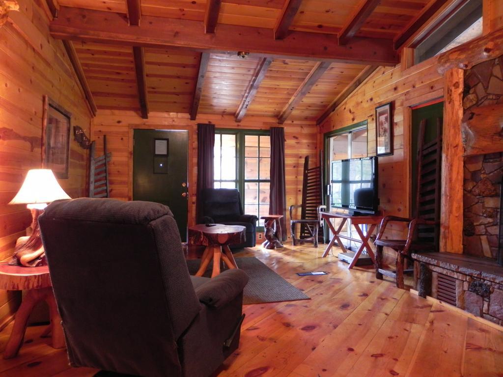 Apache Village Cabins Руідозо Номер фото